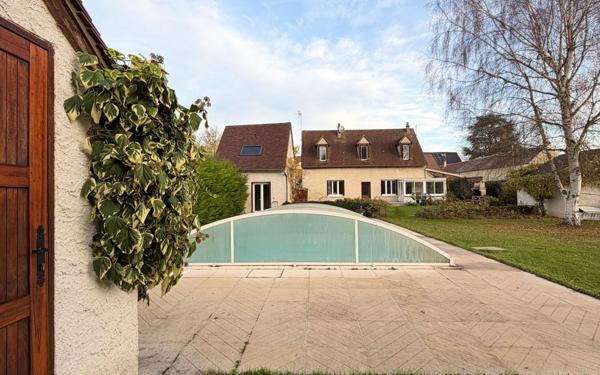 Maison à vendre    6 pièces • 125,40 m2 Gallardon