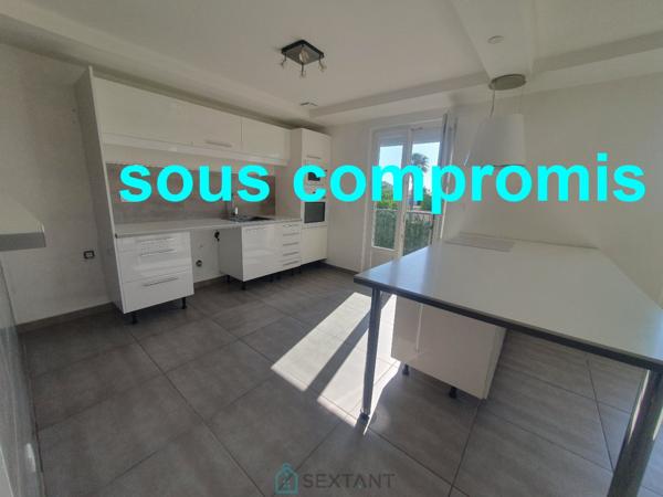 A VENDRE APPARTEMENT T4  de 116m²  deux places de parking