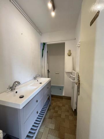 Vente                                                      Maison
                        
                     4 pièces                      75 m2                     à Nevers