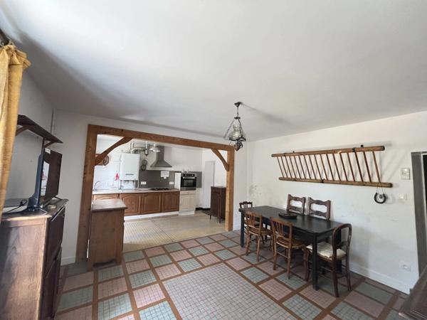 Vente                                                      Maison
                        
                     4 pièces                      75 m2                     à Nevers
