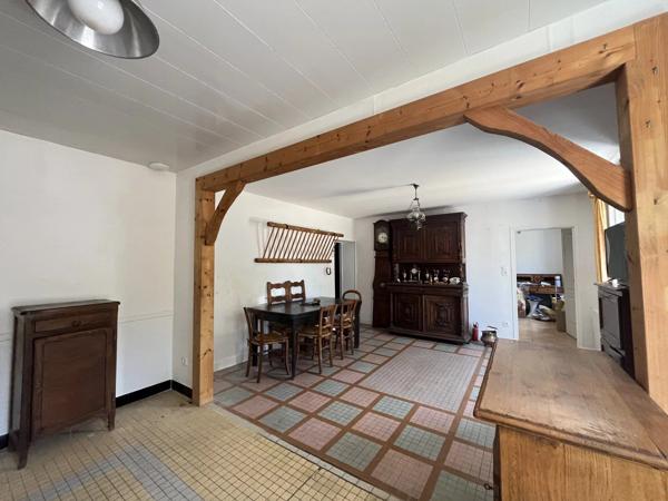 Vente                                                      Maison
                        
                     4 pièces                      75 m2                     à Nevers