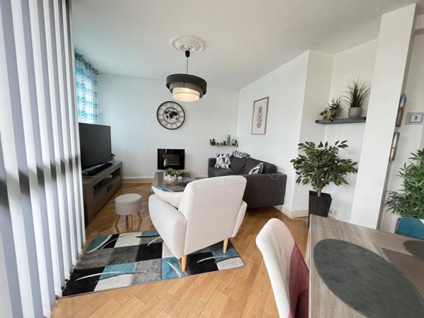 Appartement à vendre 164 475 € Bourges 5 p 92 m² DPE D