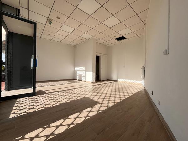 Local commercial Saint Gilles Croix De Vie 31 m2