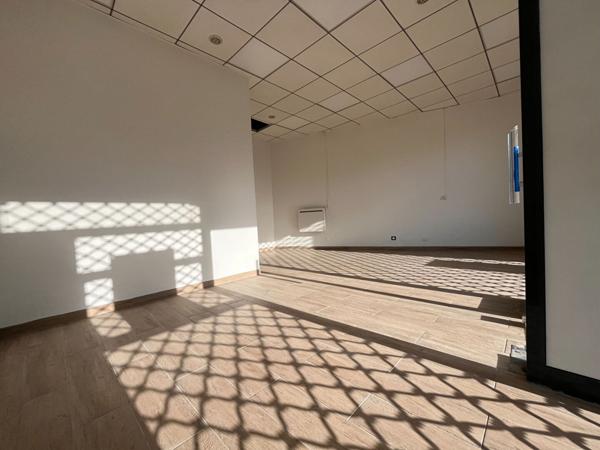 Local commercial Saint Gilles Croix De Vie 31 m2