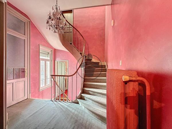 Vente Maison 9 pièces 250 m2 à Saint-Quentin