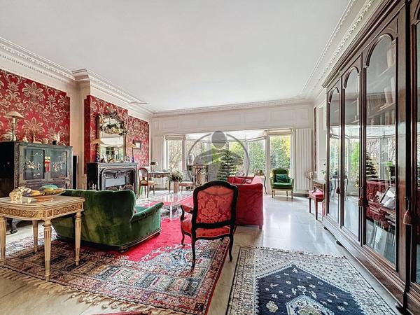 Vente Maison 9 pièces 250 m2 à Saint-Quentin