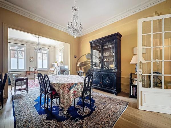 Vente Maison 9 pièces 250 m2 à Saint-Quentin