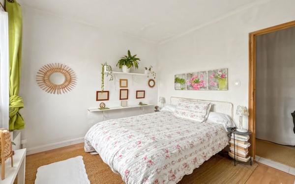 Maison à vendre    6 pièces •  Péchabou