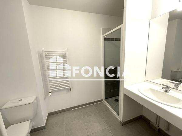 Location Appartement 2 pièces 38.19 m² - 352 RUE SAINT PIERRE Marseille 13005
