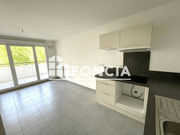 Location Appartement 2 pièces 38.19 m² - 352 RUE SAINT PIERRE Marseille 13005