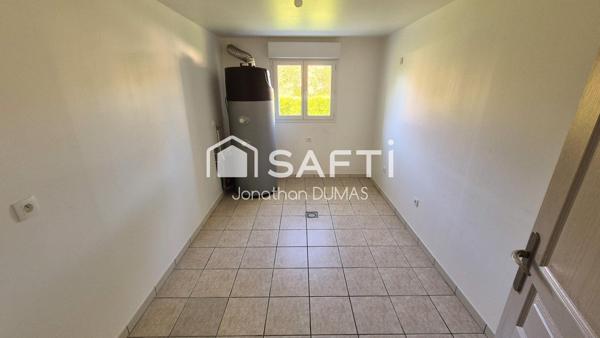 Maison de plain pied 169m² rénovée, jardin arboré, piscine