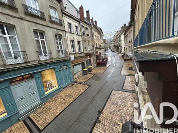 Immeuble à vendre 730 m² Autun