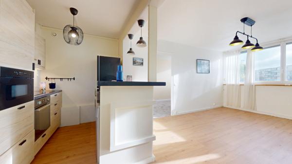 Tours (37100) Tours Nord - T2 - cave - parking privatif - cadre verdoyant.