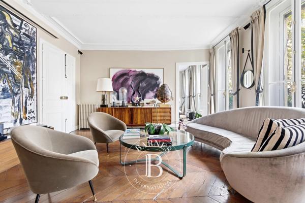 Paris 2ème, Appartement 1 Chambre -  86 m² à vendre