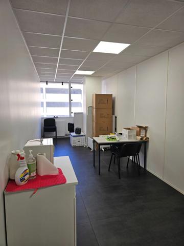 bureau de 115 m2 à louer à CERGY (95) immeuble Ordinal avec parkings