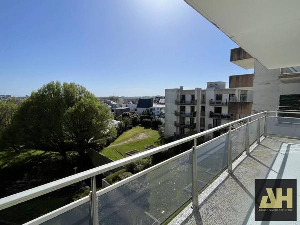 BREST LA CROIX-ROUGE - APPARTEMENT T4 DE 90 m² - GARAGE - ASCENSEUR - BALCON TERRASSE