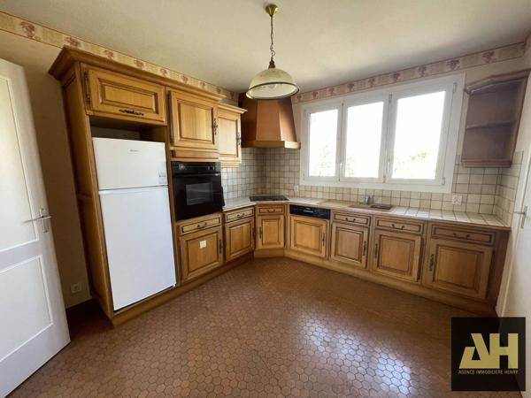 BREST LA CROIX-ROUGE - APPARTEMENT T4 DE 90 m² - GARAGE - ASCENSEUR - BALCON TERRASSE