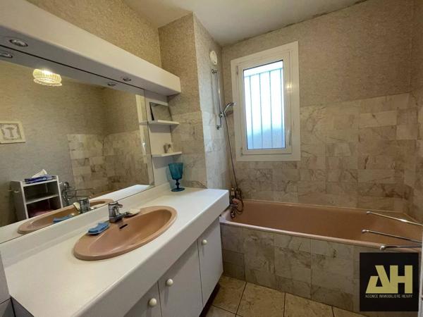 BREST LA CROIX-ROUGE - APPARTEMENT T4 DE 90 m² - GARAGE - ASCENSEUR - BALCON TERRASSE