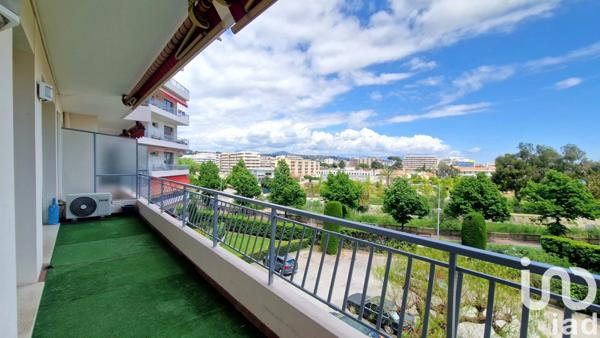 Appartement à vendre 2 pièces 49 m² Cagnes-sur-Mer