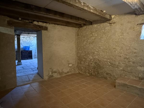 Lauzerte (82110) Lauzerte Deux maisons en pierre avec grange et jardins