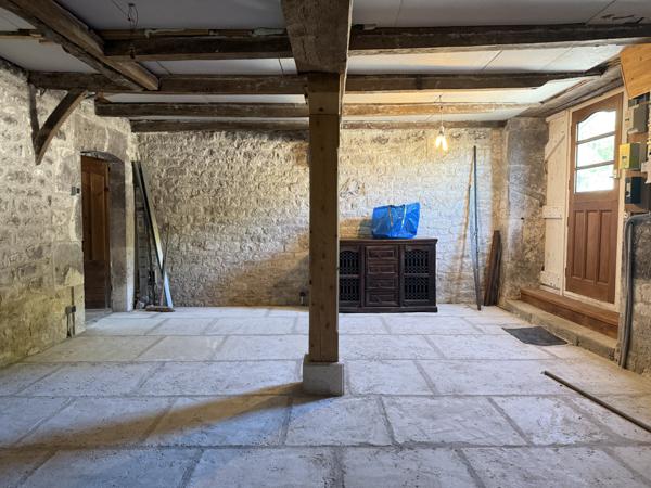 Lauzerte (82110) Lauzerte Deux maisons en pierre avec grange et jardins