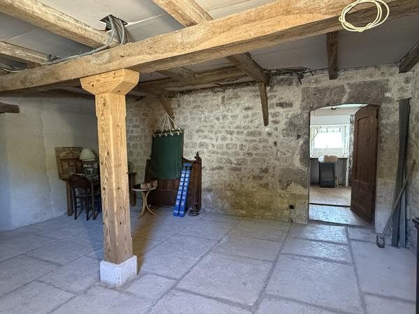 Lauzerte (82110) Lauzerte Deux maisons en pierre avec grange et jardins