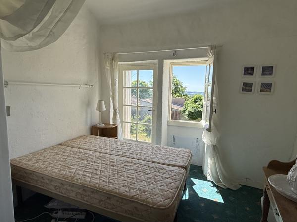 Lauzerte (82110) Lauzerte Deux maisons en pierre avec grange et jardins