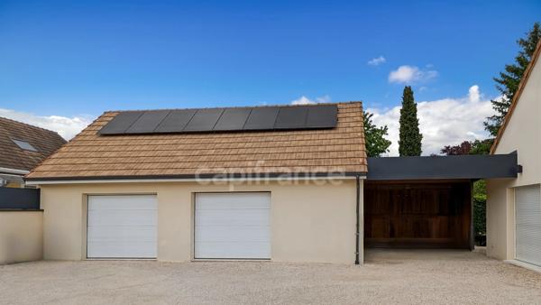 Est de Chalon-Sur-Saône (71) à vendre Maison de 175 m² 6 pièces grand garage indépendant piscine pool house terrain de 759 m² !