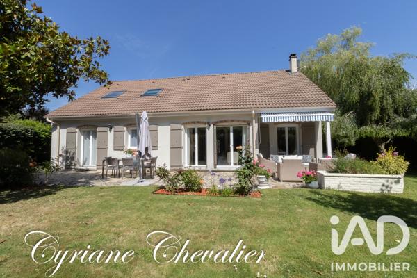Maison à vendre 8 pièces 237 m² Noisy-le-Roi