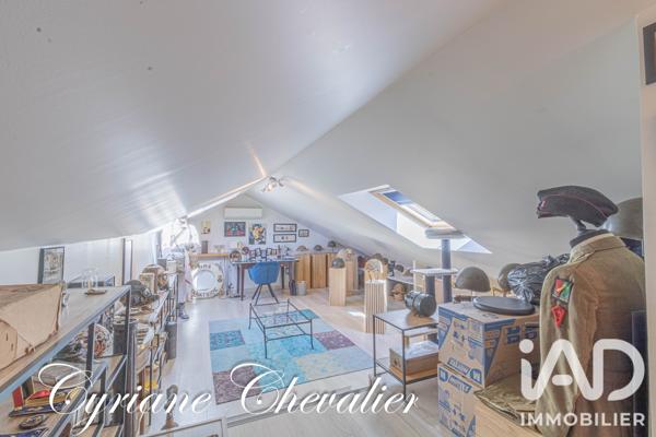 Maison à vendre 8 pièces 237 m² Noisy-le-Roi