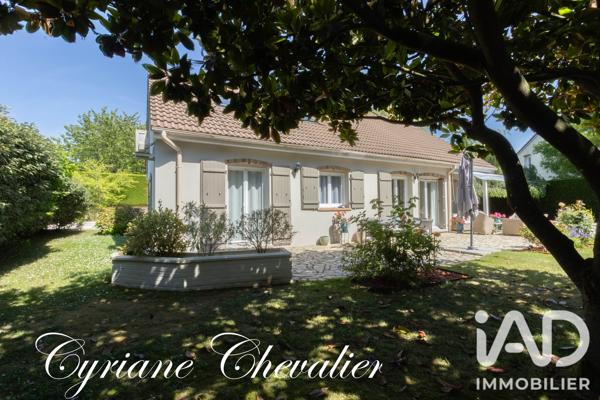 Maison à vendre 8 pièces 237 m² Noisy-le-Roi