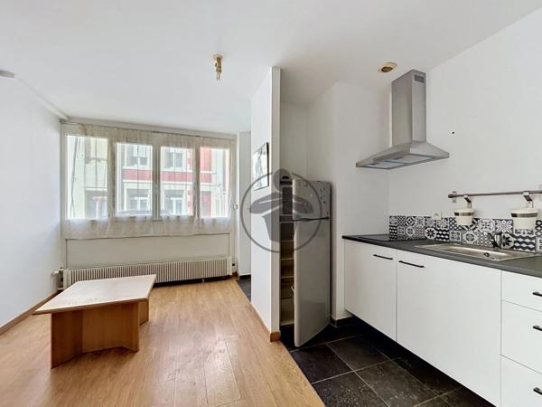 Vente                                                      Appartement
                        
                     2 pièces                      35 m2                     à Saint-Quentin