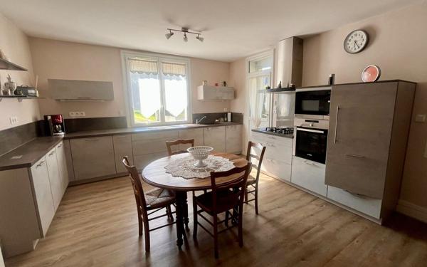 Maison à vendre    4 pièces •  Châtellerault