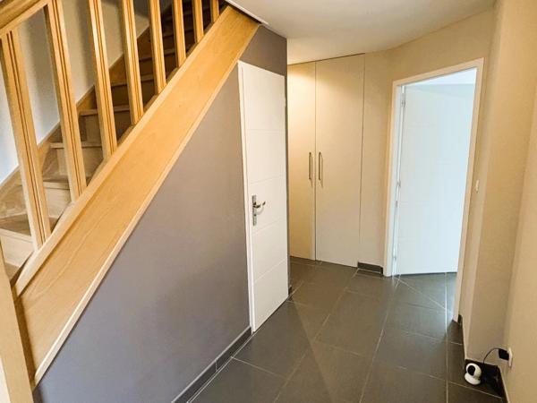 Vente                                                      Maison
                        
                     6 pièces                      122 m2                     à Saint-Saulve