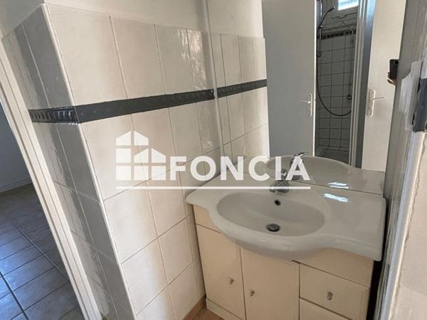 Location Appartement 3 pièces 61.24 m² - 17 RUE JEAN BOUIN Valence 26000