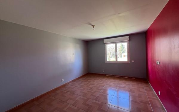 Maison à vendre    5 pièces •  Roquefort