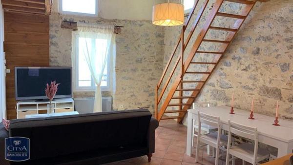 Appartement à louer 2 pièces 60.1m²