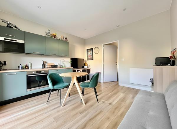 TOUTES AIDES – Appartement avec terrasse TOUTES CHARGES COMPRISES