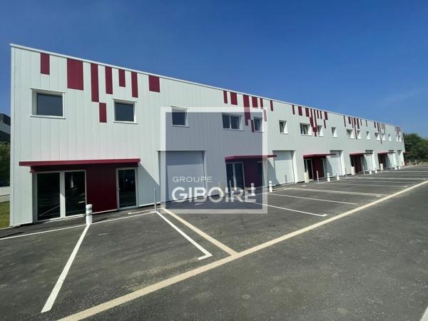 Local d'activites 1658 m² à vendre SAINT HERBLAIN (réf : 44.019024)