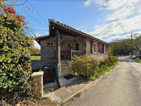 Maison T5 jardin piscine tennis garage
