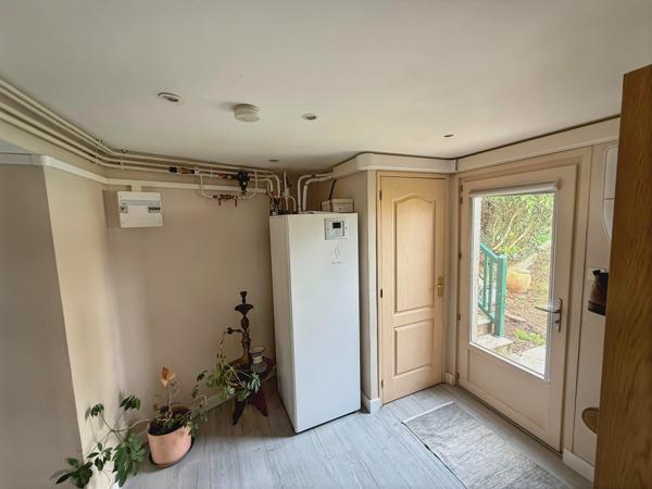 Maison T5 jardin piscine tennis garage