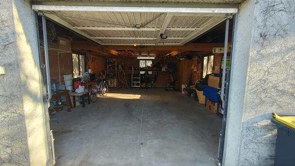Maison T5 jardin piscine tennis garage