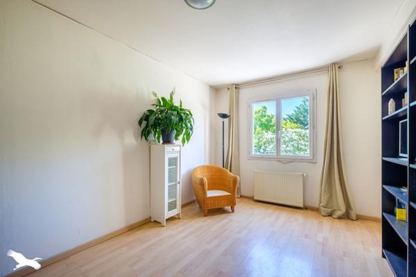 Maison 622 560 € Villeurbanne 5 p 217 m² DPE D