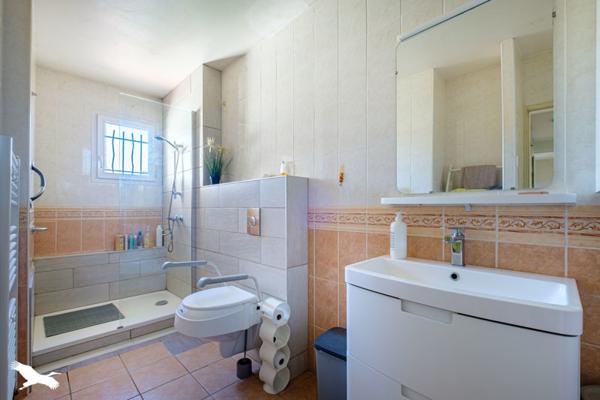 Maison 622 560 € Villeurbanne 5 p 217 m² DPE D