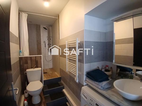 Ensemble de 2 appartements & terrain constructible