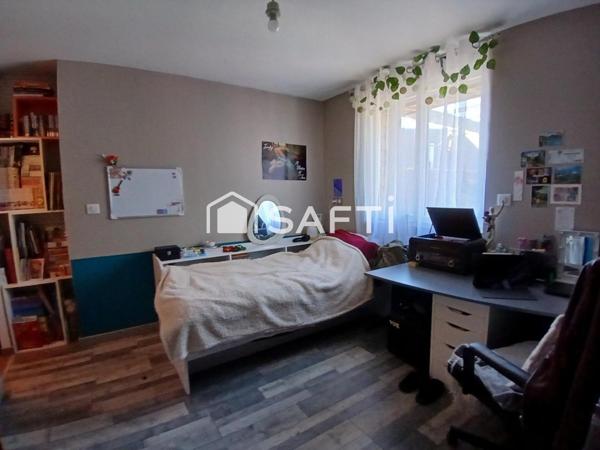 Ensemble de 2 appartements & terrain constructible