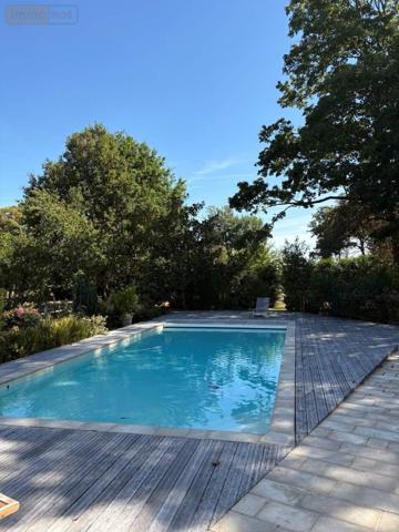 Propriete à vendre à Bourges dans le Cher (18000), ref : 003/2543