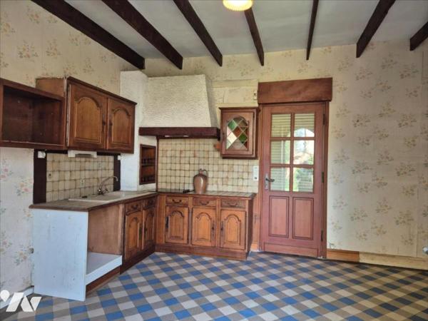 Jolie maison typique à rénover proche centre ville