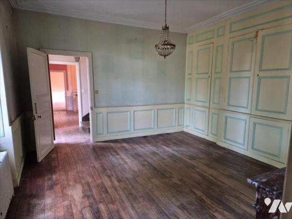 Jolie maison typique à rénover proche centre ville