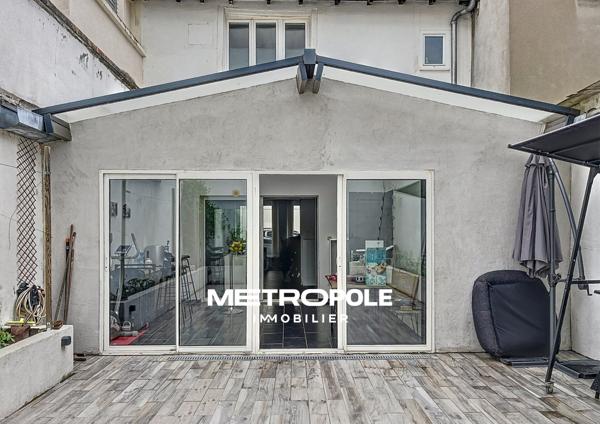 Appartement 7 pièce(s) 184 m²
